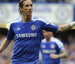 开云体育入口-霍勒迪里程碑之夜，灰熊与雄鹿的攻防交响，见证一个控卫的无声革命