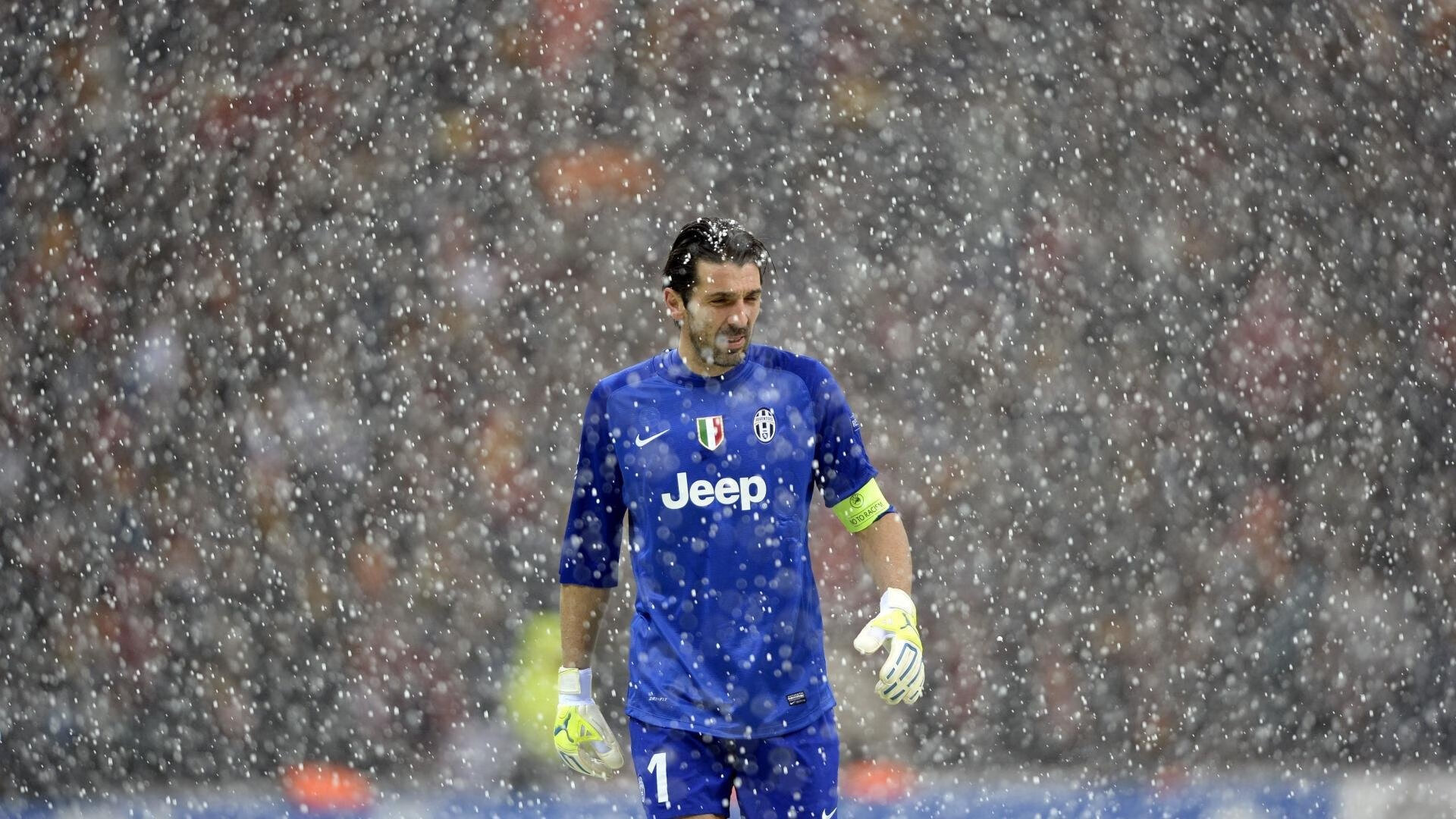 范弗利特导演末节惊魂逆转，黄蜂蛰伤爵士终结六连败